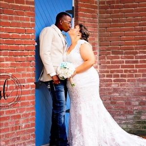 Meet your Posher, Hillary